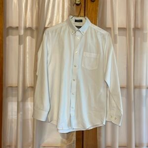 Izod boys size 16 white dress shirt, button-down long sleeve